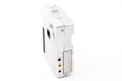 ジャンク品◆FUJIFILM FinePix 700