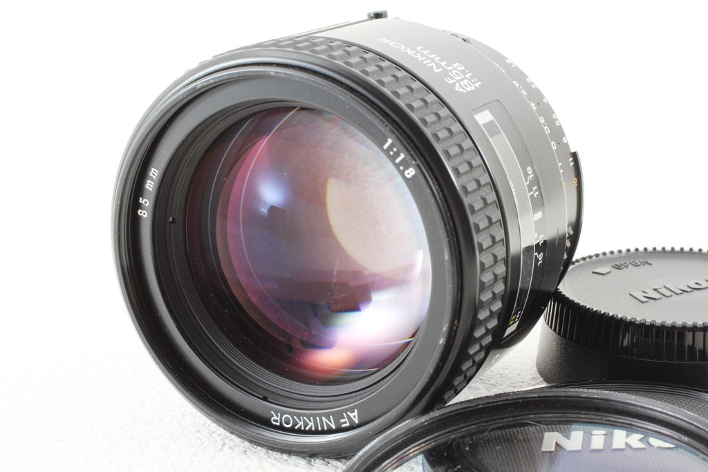 美品◆Nikon AF NIKKOR 85mm F1.8