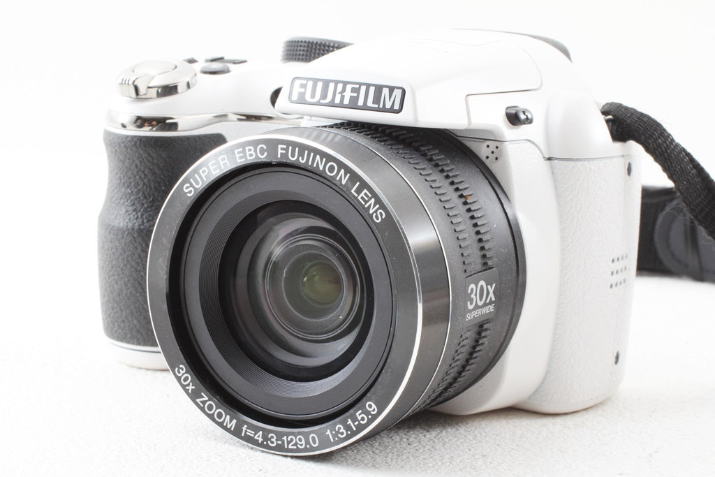美品◆FUJIFILM FinePix S4500