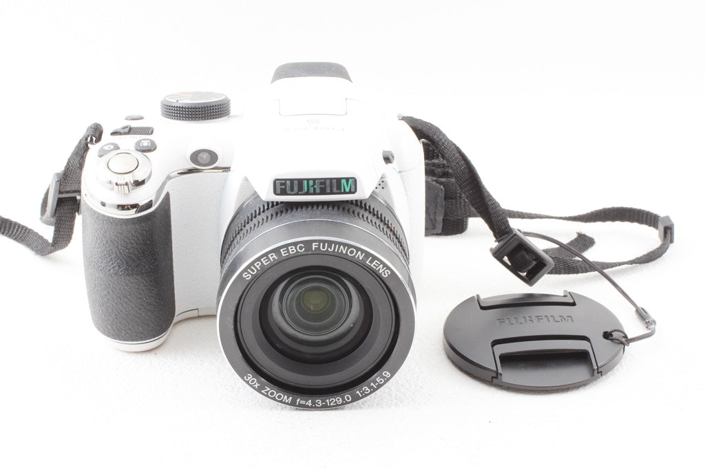 美品◆FUJIFILM FinePix S4500