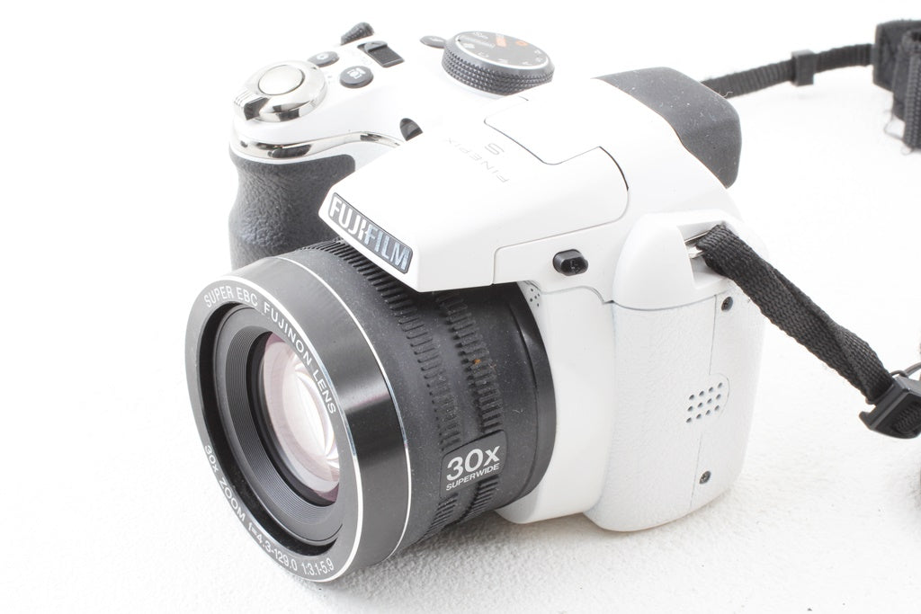 美品◆FUJIFILM FinePix S4500
