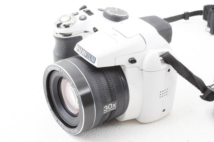 美品◆FUJIFILM FinePix S4500