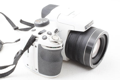 美品◆FUJIFILM FinePix S4500