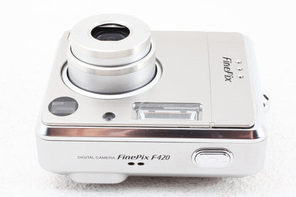 ジャンク品◆FUJIFILM FinePix F420