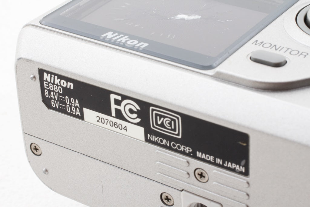 格安品◆Nikon COOLPIX 880