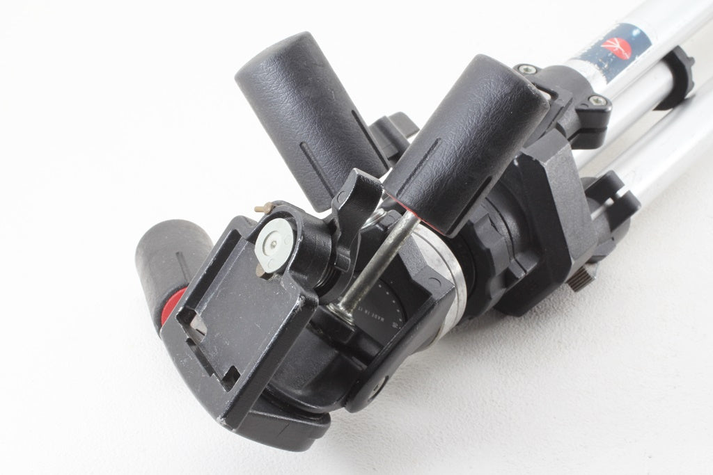 美品◆Manfrotto 三脚 ＃055C + 雲台