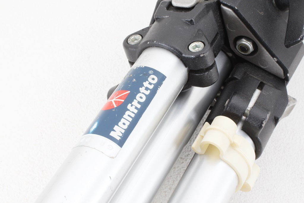 美品◆Manfrotto 三脚 ＃055C + 雲台