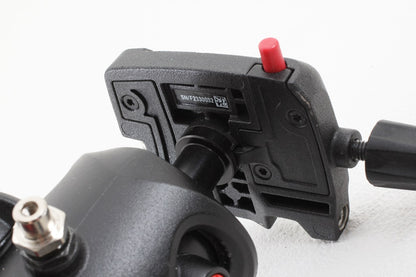 美品◆Manfrotto MT055XPRO3 プロアルミニウム三脚 3段