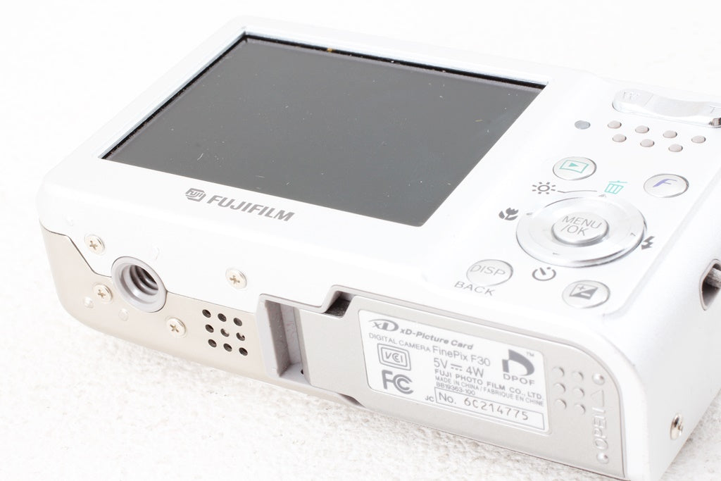 美品◆FUJIFILM FinePix F30