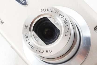 美品◆FUJIFILM FinePix F30