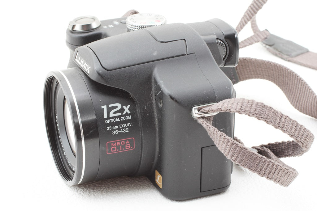 外観美品◆Panasonic LUMIX DMC-FZ8