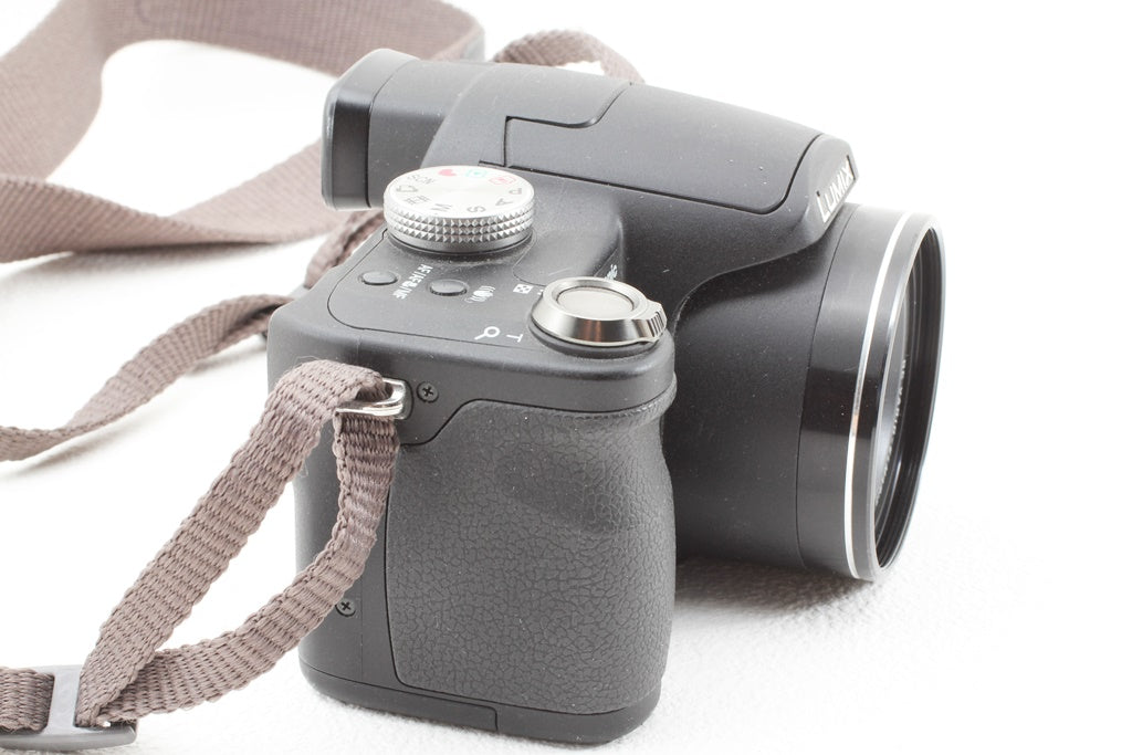 外観美品◆Panasonic LUMIX DMC-FZ8