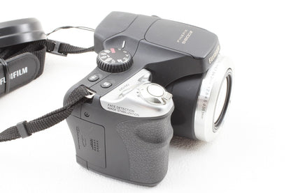 極上品◆FUJIFILM FINEPIX S8100 fd