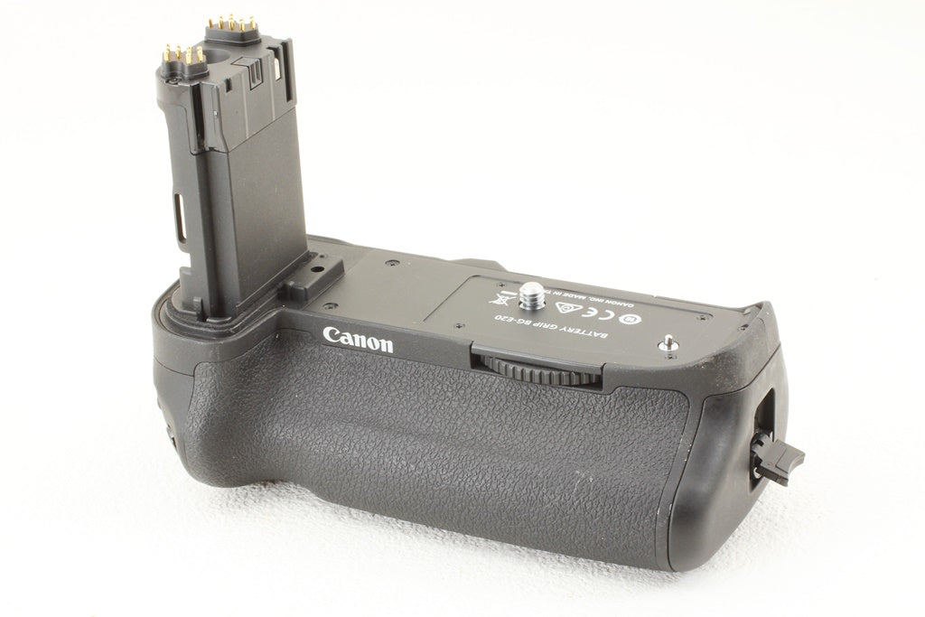 美品◆Canon BG-E20 バッテリーグリップ