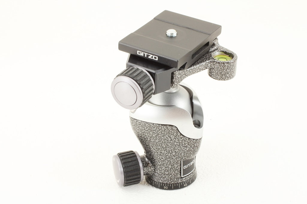 極上品◆GITZO GH1382TQD センターボール雲台トラベラー1型QD