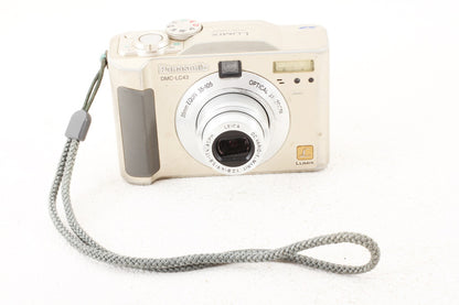ジャンク品◆Panasonic LUMIX DMC-LC43