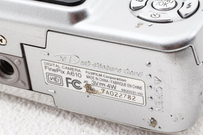 ジャンク品◆FUJIFILM FinePix A610