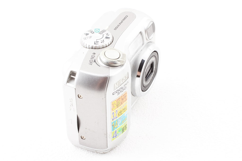 ジャンク品◆Nikon COOLPIX 3100