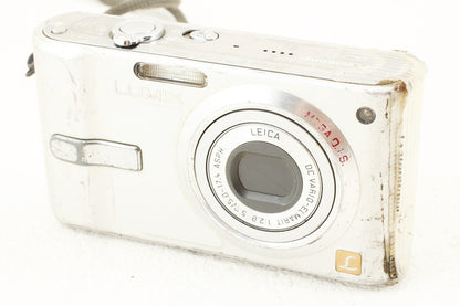 ジャンク品◆Panasonic LUMIX DMC-FS2