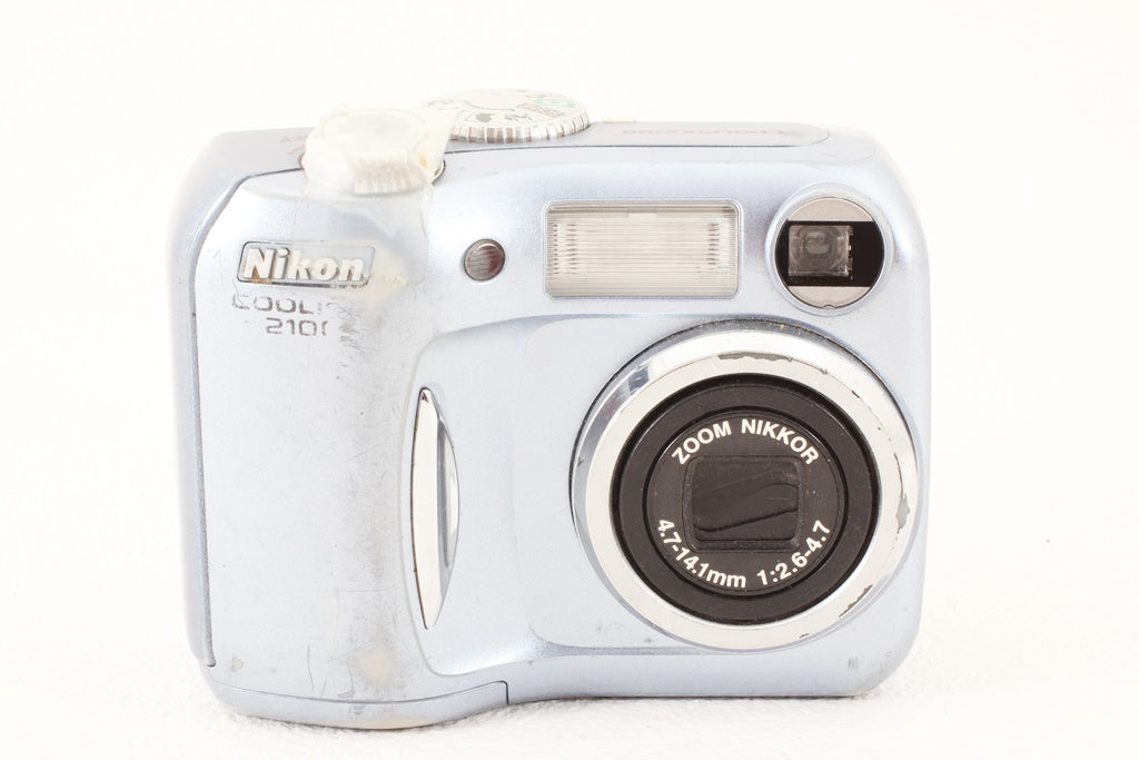 ジャンク品◆Nikon ニコン COOLPIX 2100