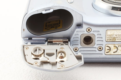 ジャンク品◆Nikon ニコン COOLPIX 2100