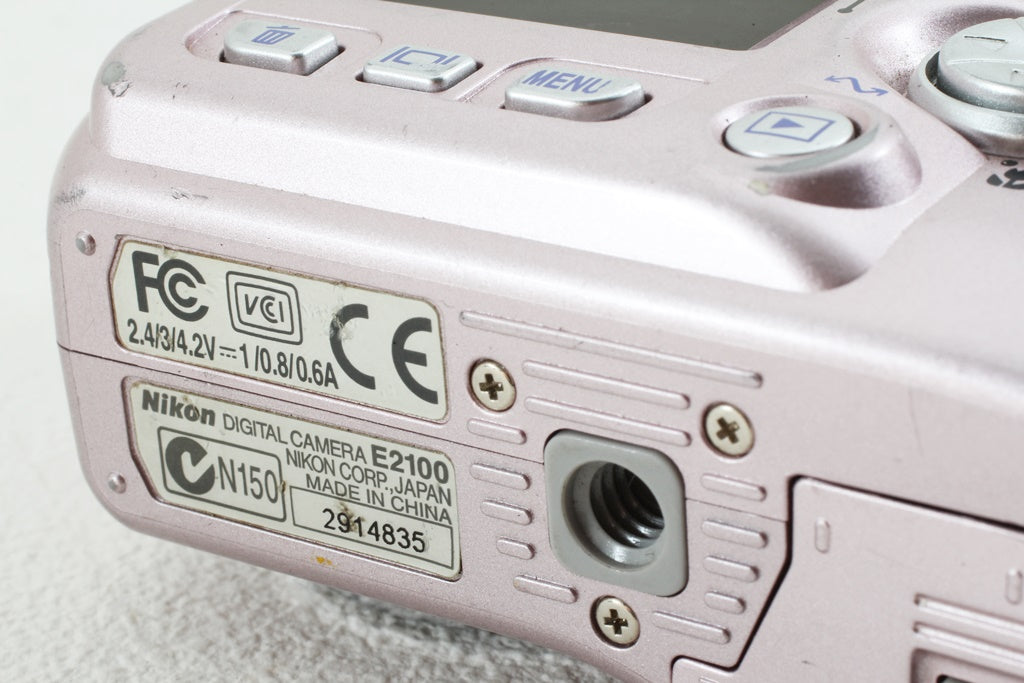 ジャンク品◆Nikon COOLPIX 2100