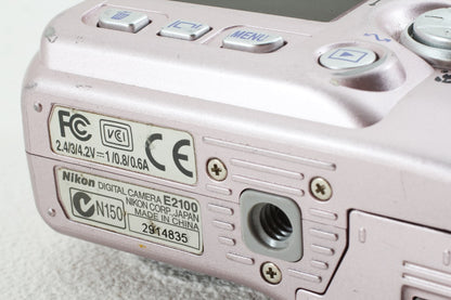 ジャンク品◆Nikon COOLPIX 2100