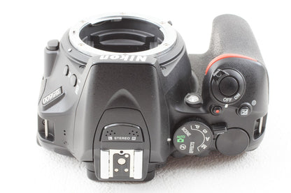 美品◆Nikon D5600 ボディ◆元箱