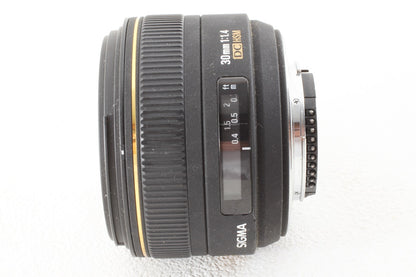 外観美品◆SIGMA AF 30mm F1.4 EX DC HSM Four Nikon