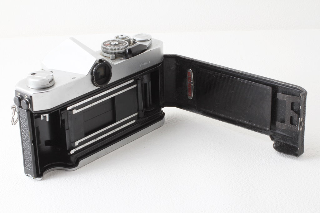 ジャンク品◆KONICA AUTOREFLEX T3 HEXANON AR 50/1.7