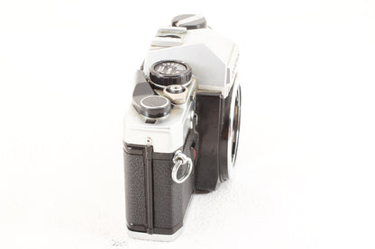 ジャンク品◆OLYMPUS OM-10 ボディ