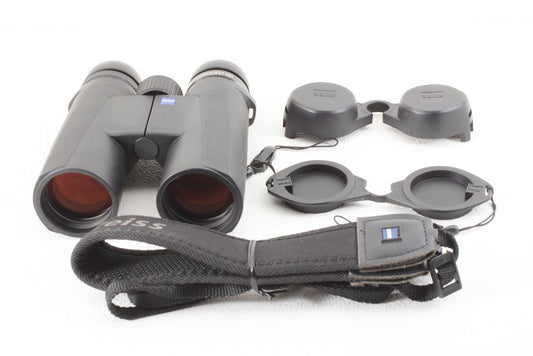 美品◆Carl Zeiss CONQUEST HD 10×42