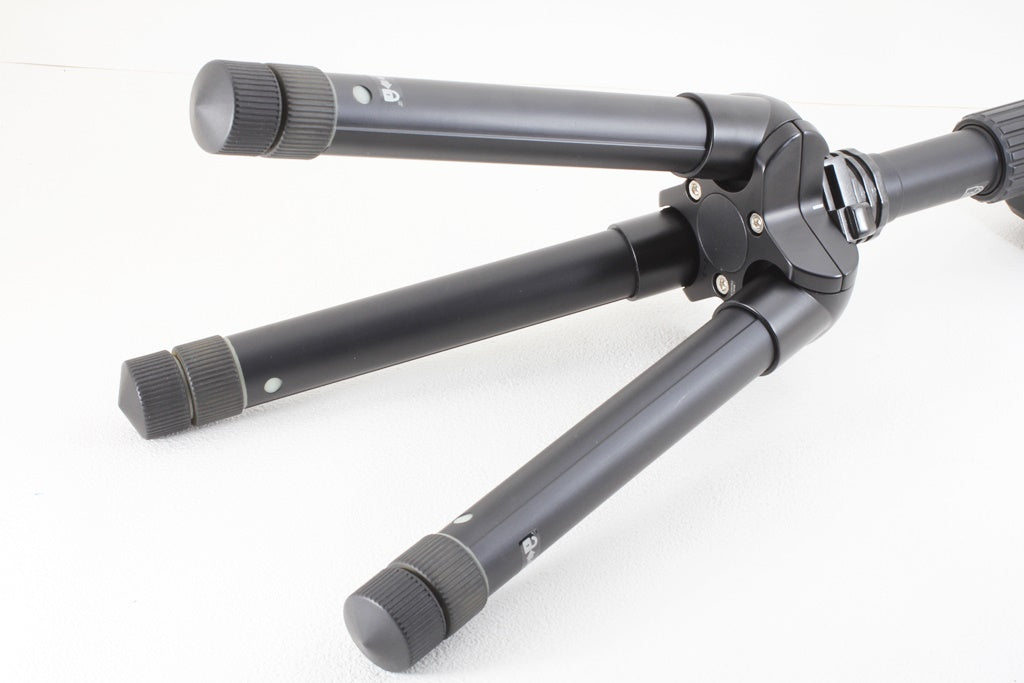 極上品◆Velbon ULTREK UT-63Q 6段 中型 自由雲台付